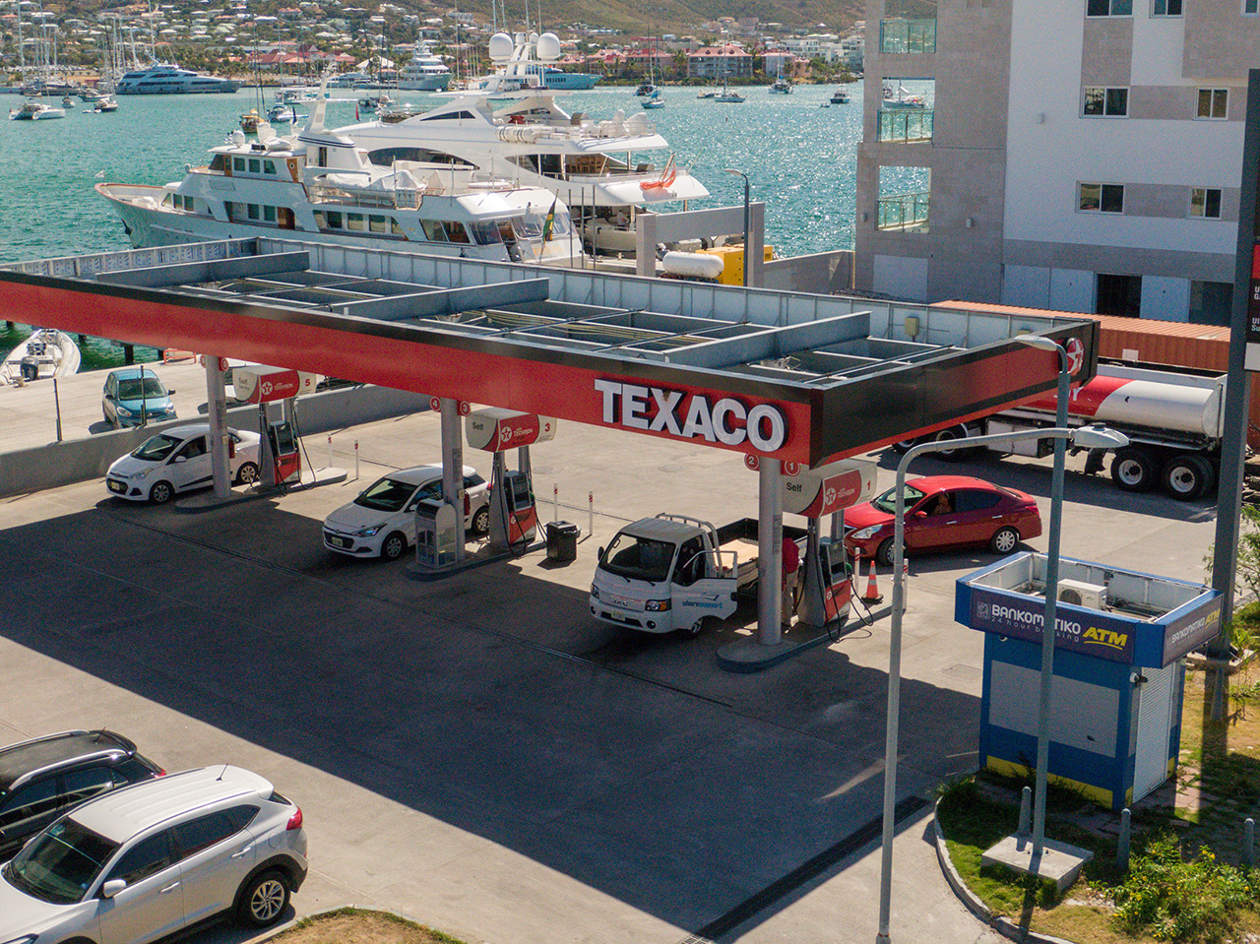 texaco gast station st maarten